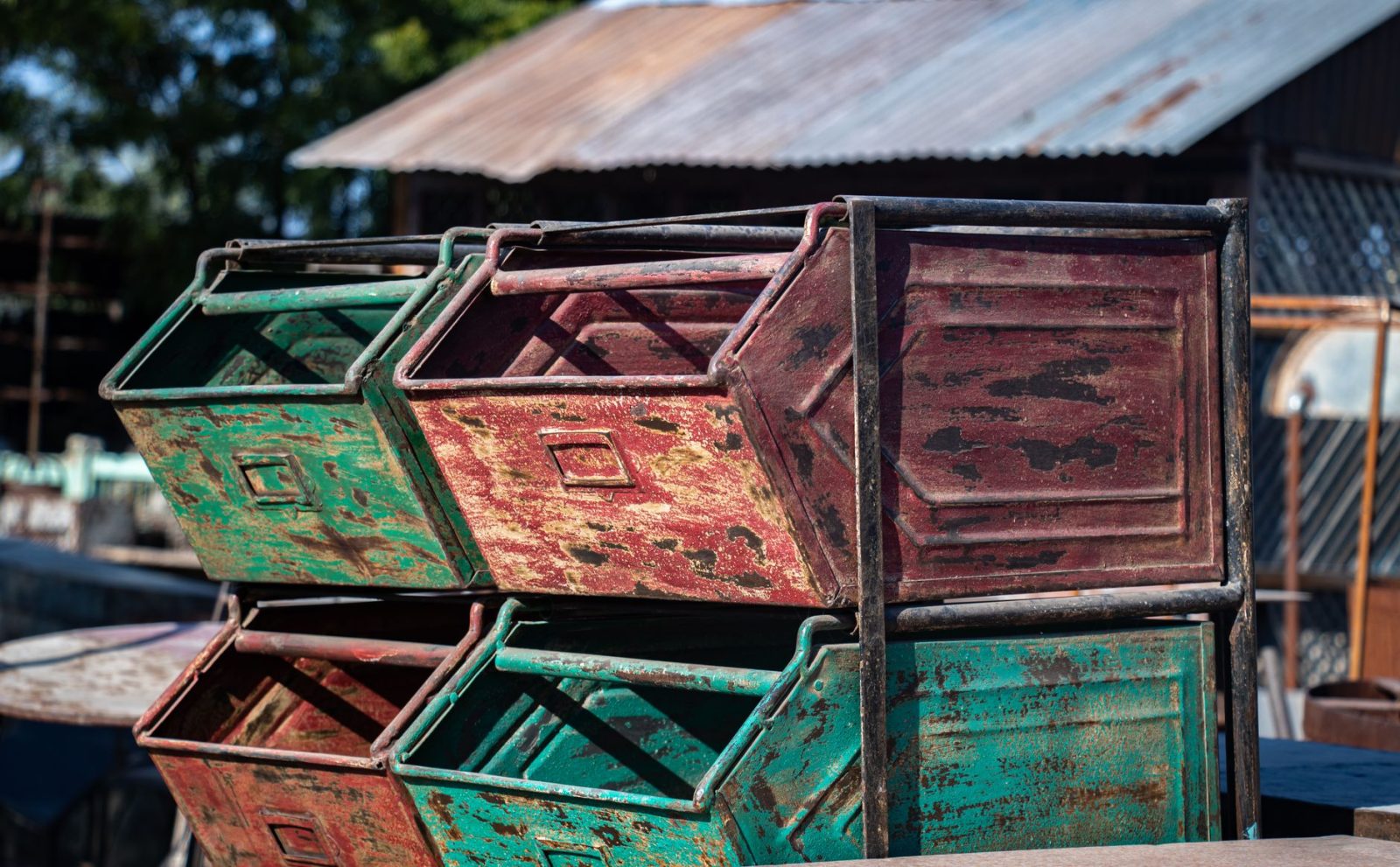 Mencari Tempat Jual Box Container Plastik Murah? Perhatikan Hal Ini Sebelum Membeli