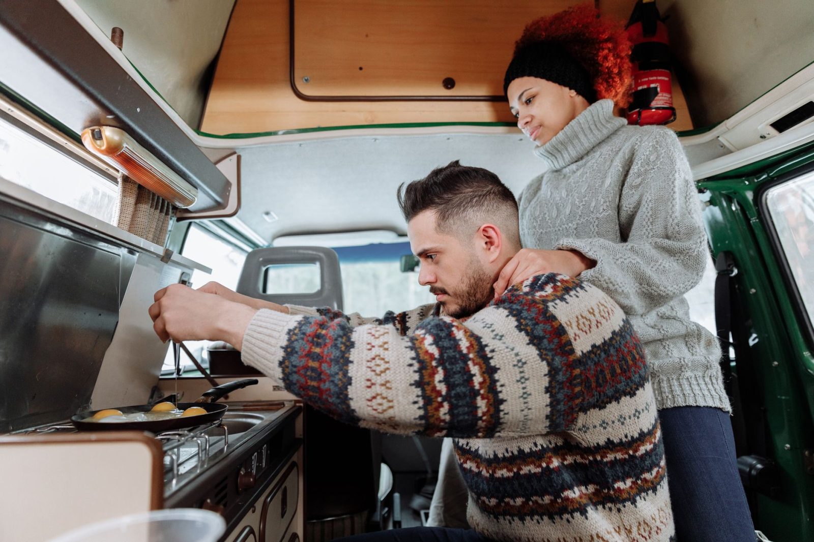Mengenal Camping Chuck Box: Solusi Praktis untuk Dapur Kemah Anda