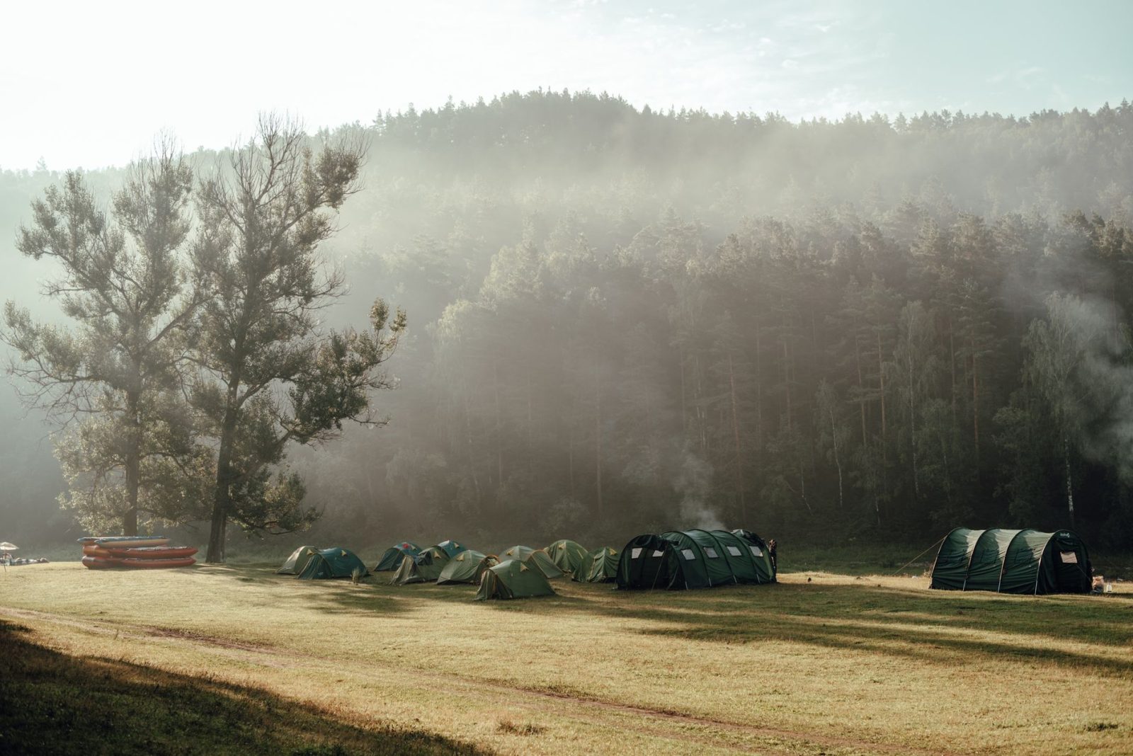 Mengenal Camping Chuck Box: Solusi Praktis untuk Dapur Kemah Anda